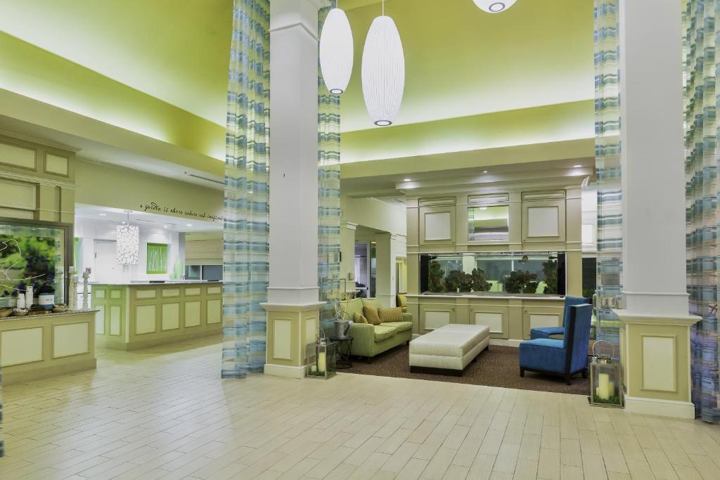 Hilton Garden Inn Fort Myers - image 3