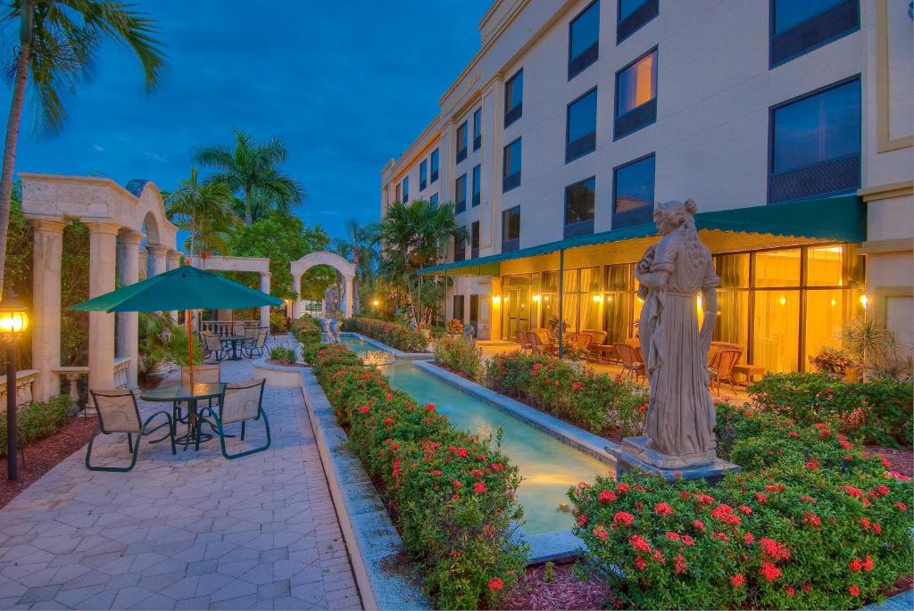 Hampton Inn Palm Beach Gardens - main image