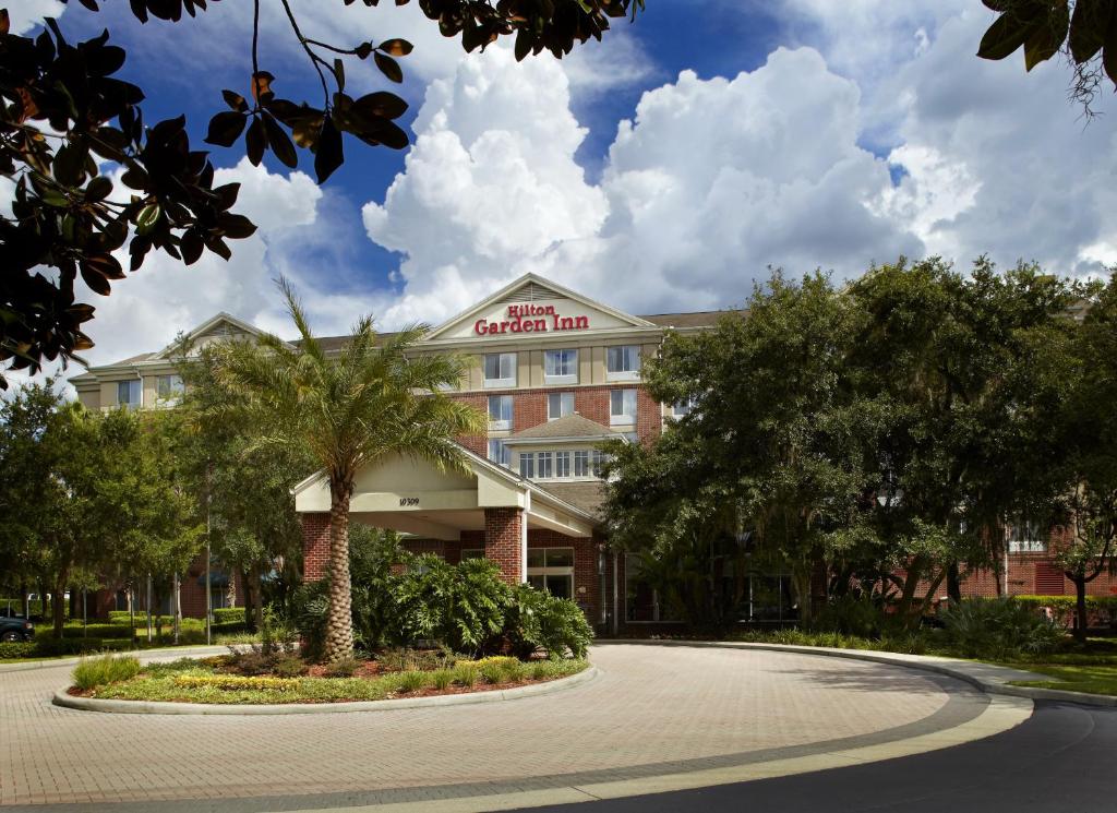 Hilton Garden Inn Tampa East/Brandon - image 3