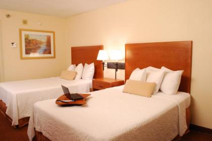 Hampton Inn Tampa International Airport/Westshore - image 3