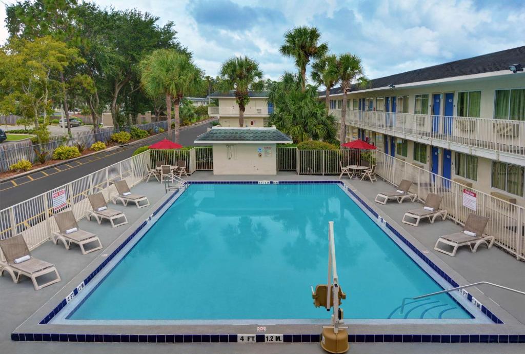 Motel 6-Kissimmee FL - Orlando - image 5