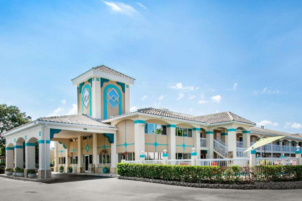 Quality Inn Clermont West Kissimmee - main image