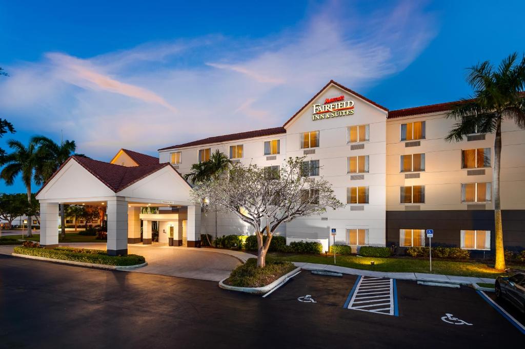 Fairfield Inn & Suites Boca Raton - main image