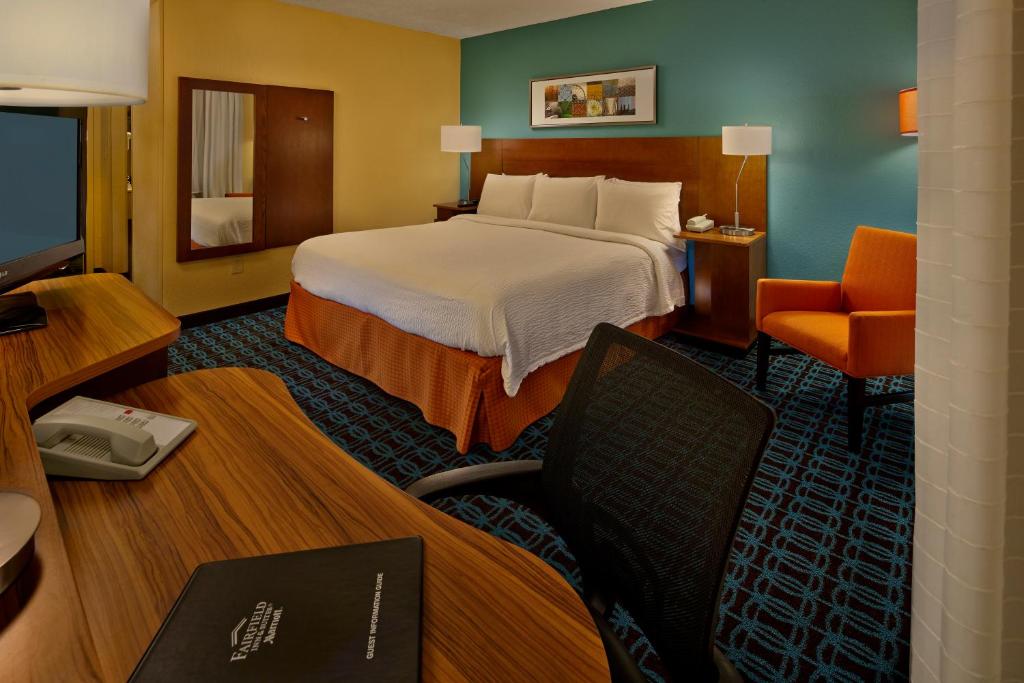 Fairfield Inn & Suites Boca Raton - image 4