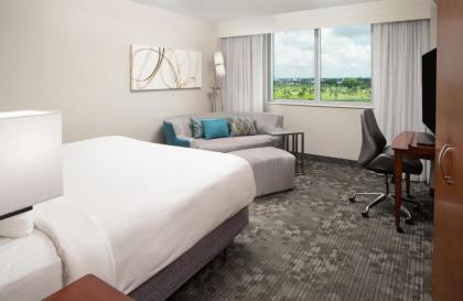 Courtyard by Marriott Miami Airport - image 5