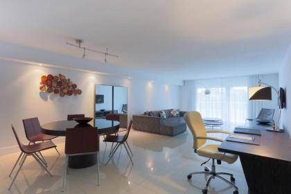 Beach Haus Bal Harbour - image 5