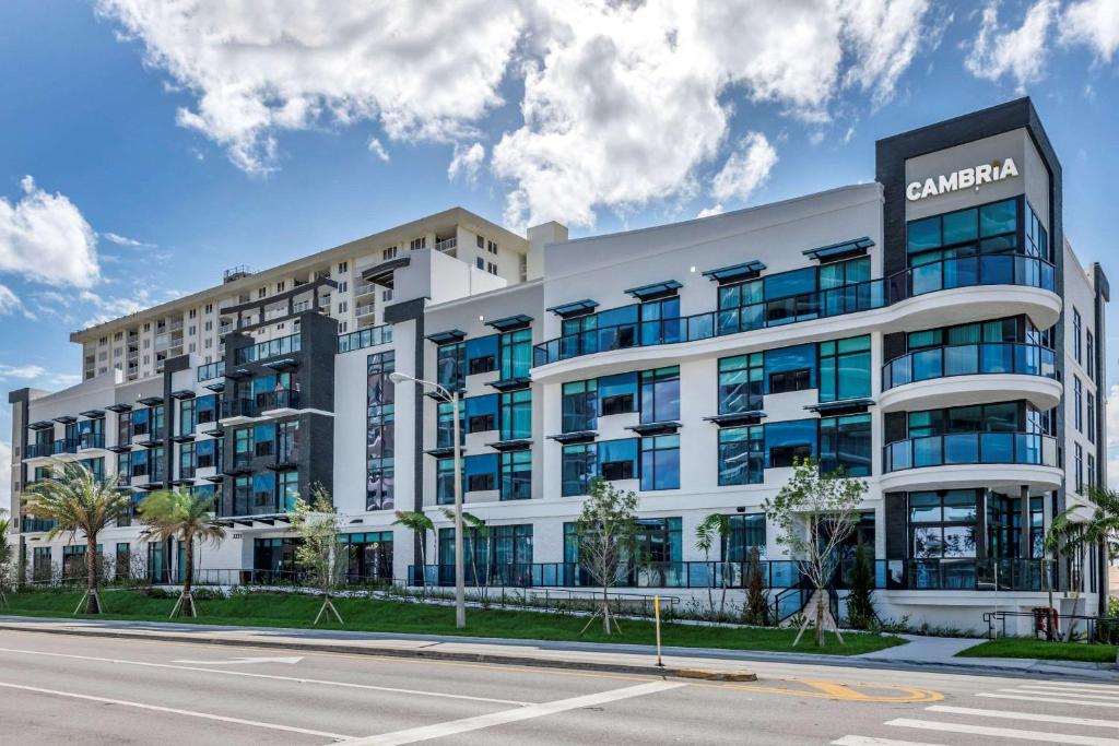 Cambria Hotel Fort Lauderdale Beach - main image