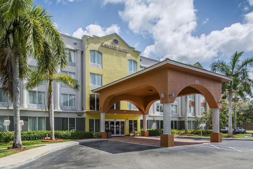 Comfort Suites Sawgrass - main image