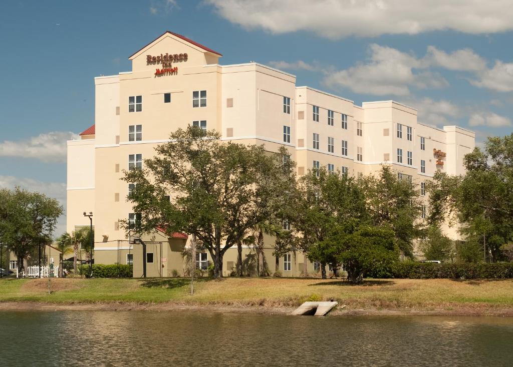 Residence Inn Orlando Airport - image 4