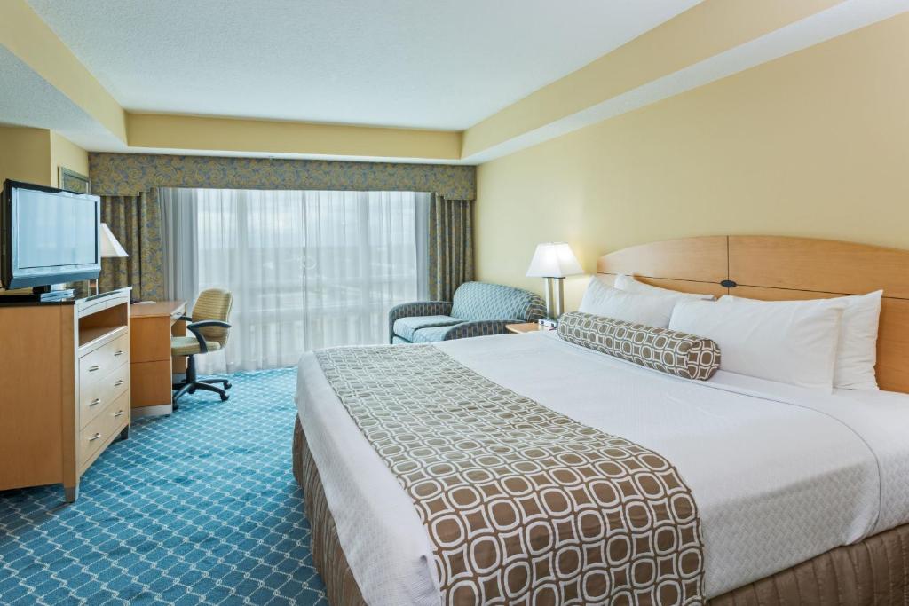 Crowne Plaza Hotel Orlando-Universal an IHG Hotel - image 2