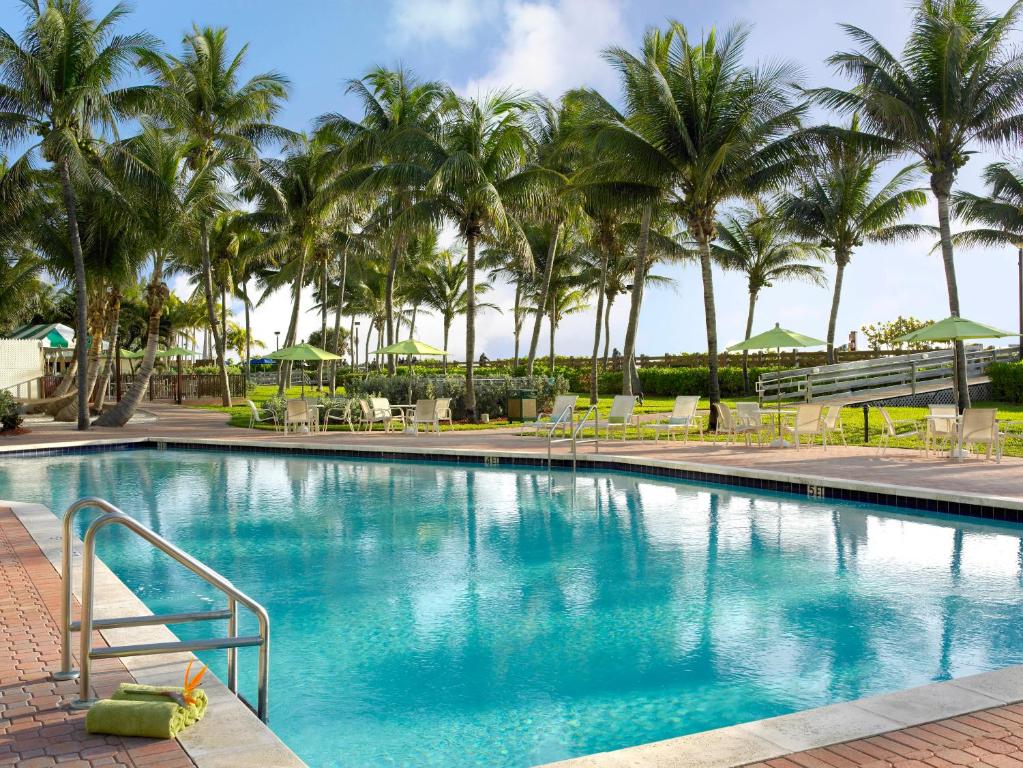 Holiday Inn Miami Beach-Oceanfront an IHG Hotel - main image