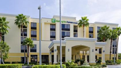 Holiday Inn Express Hotel & Suites Kendall East-Miami an IHG Hotel - image 2