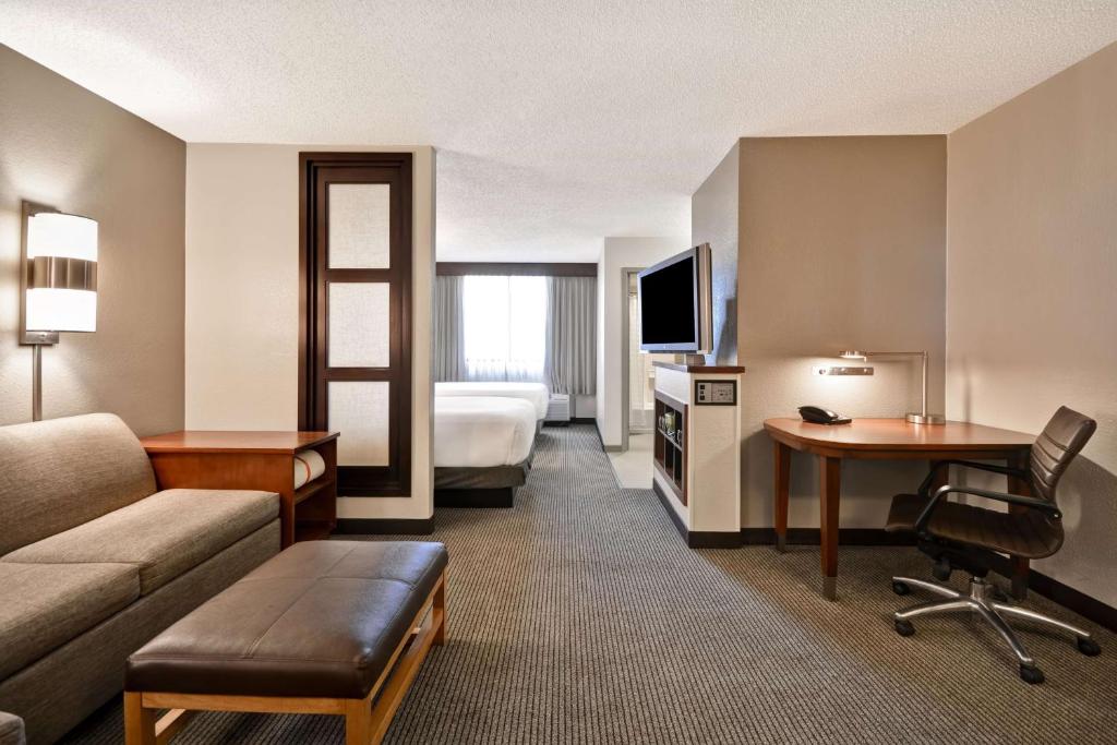 Hyatt Place Miami Airport-West/Doral - image 3