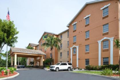 Holiday Inn Express Hotel & Suites Bonita Springs/Naples an IHG Hotel - image 3