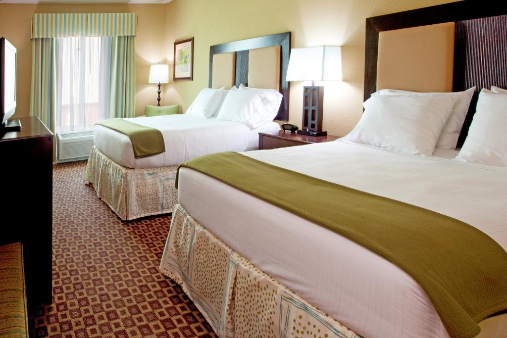 Holiday Inn Express Hotel & Suites Chaffee - Jacksonville West an IHG Hotel - image 3