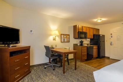 Candlewood Suites Jacksonville East Merril Road an IHG Hotel - image 5