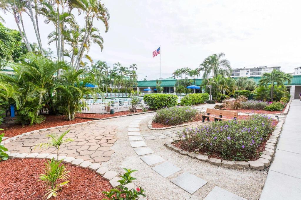 Wyndham Garden Fort Myers Beach - main image