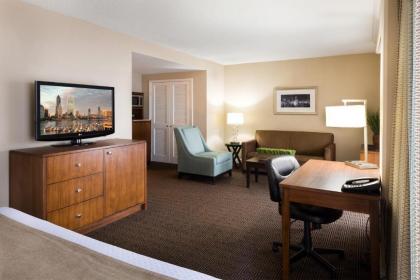 DoubleTree by Hilton Jacksonville Riverfront FL - image 2