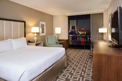 DoubleTree by Hilton Jacksonville Riverfront FL - image 3