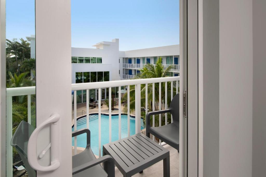 Hilton Garden Inn Miami Brickell South - image 2