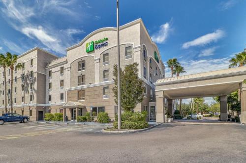 Holiday Inn Express Hotel & Suites Clearwater US 19 North - main image