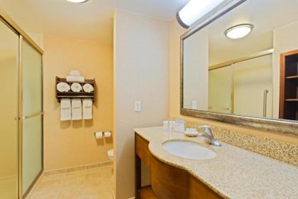 Hampton Inn Leesburg - image 3