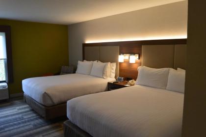 Holiday Inn Express Hotel & Suites Jacksonville-South an IHG Hotel - image 4