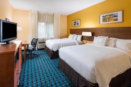 Fairfield Inn and Suites St Petersburg Clearwater - image 2