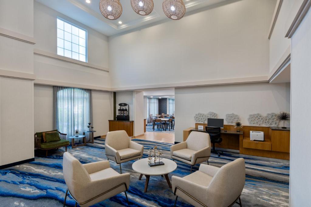 Fairfield Inn and Suites by Marriott Clearwater - main image