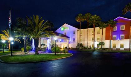 Holiday Inn Express Hotel & Suites Port Charlotte an IHG Hotel - image 3