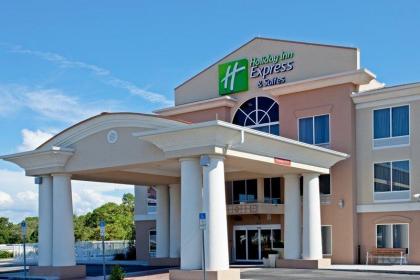 Holiday Inn Express Hotel & Suites Brooksville West - image 4