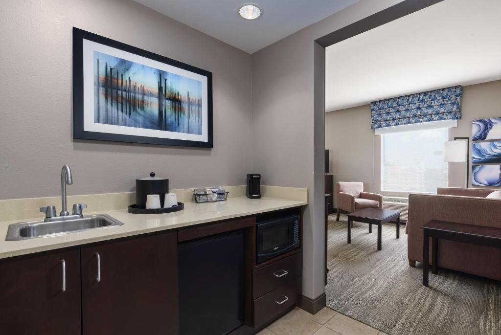 Hampton Inn & Suites Ft. Lauderdale/West-Sawgrass/Tamarac FL - image 5