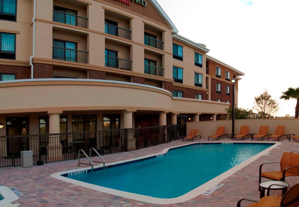 Courtyard by Marriott Jacksonville I-295/East Beltway - image 3