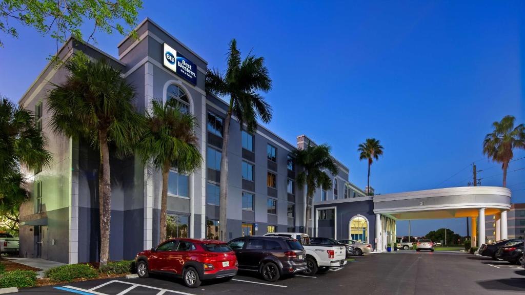 Best Western Fort Myers Inn and Suites - main image