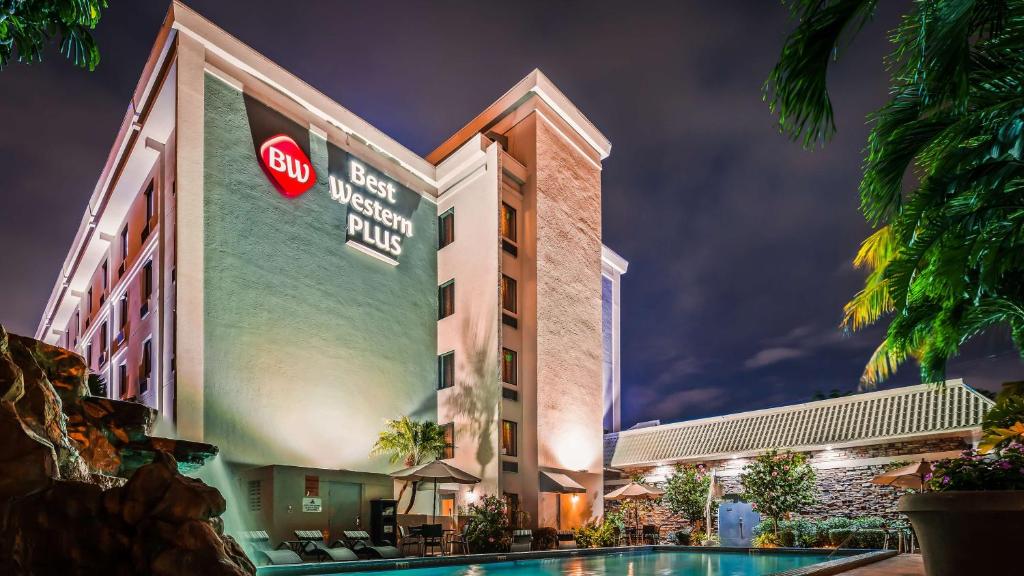 Best Western Plus Hollywood/Aventura - main image