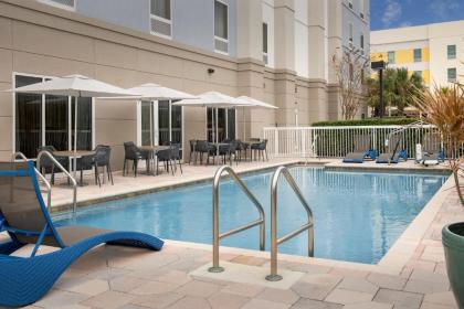 Hampton Inn & Suites Lakeland-South Polk Parkway - image 2