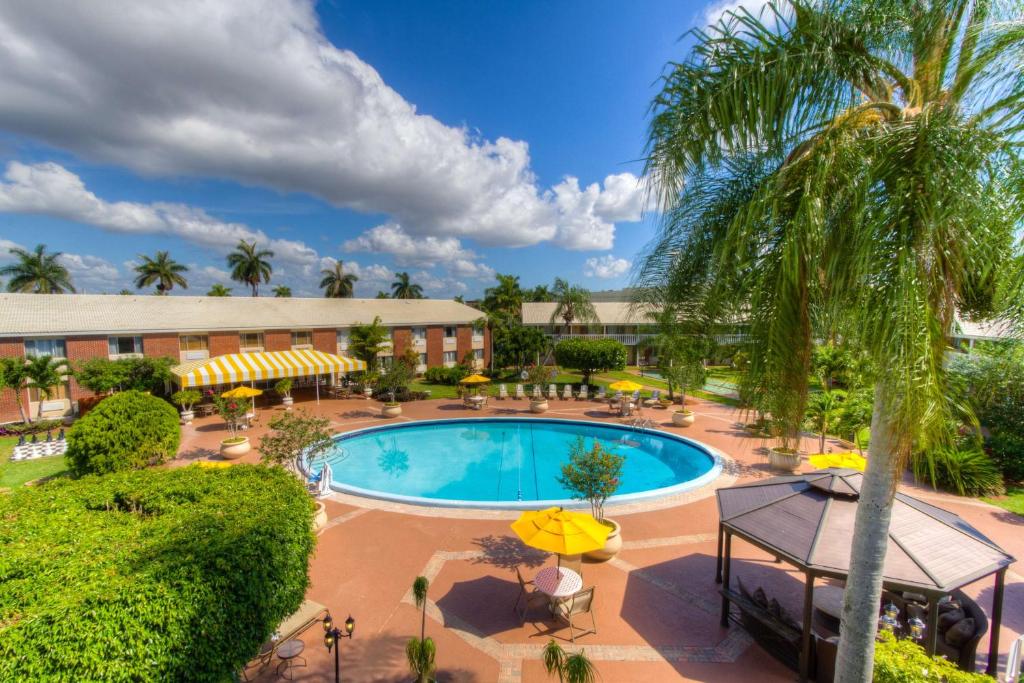 Best Western Palm Beach Lakes - main image