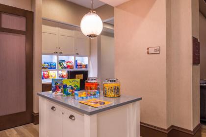 Homewood Suites by Hilton Jacksonville-Downtown/Southbank - image 2