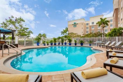 Homewood Suites Fort Myers Airport - FGCU - image 3