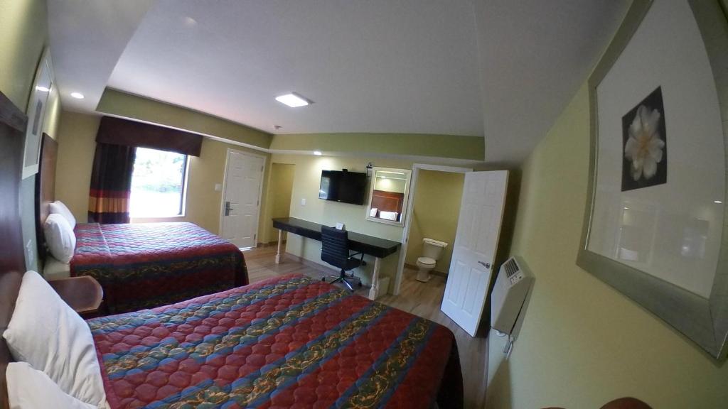 Travel Inn of Riviera Beach - image 4