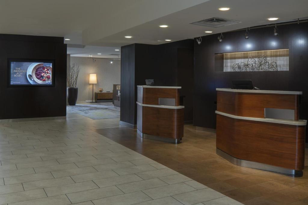 Courtyard by Marriott Jacksonville at the Mayo Clinic Campus/Beaches - image 2