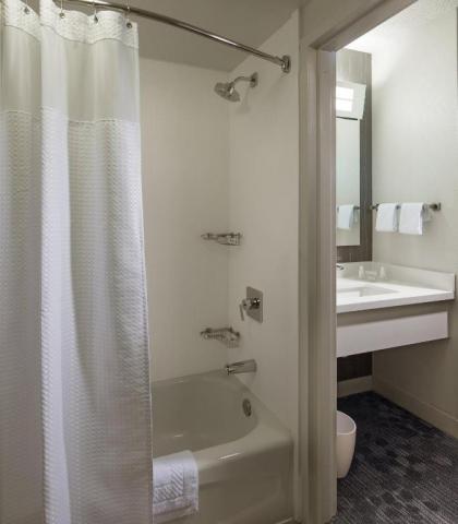 Courtyard by Marriott Fort Lauderdale Weston - image 5