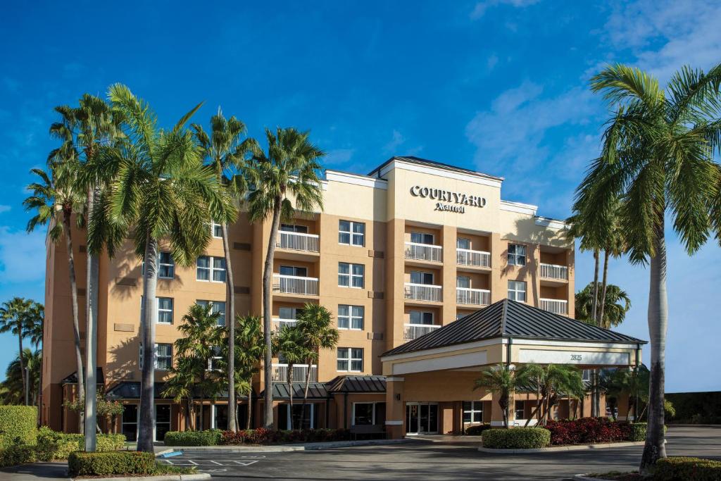 Courtyard by Marriott Miami Aventura Mall - main image