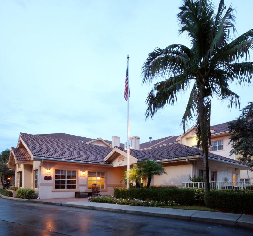 Residence Inn West Palm Beach - image 4