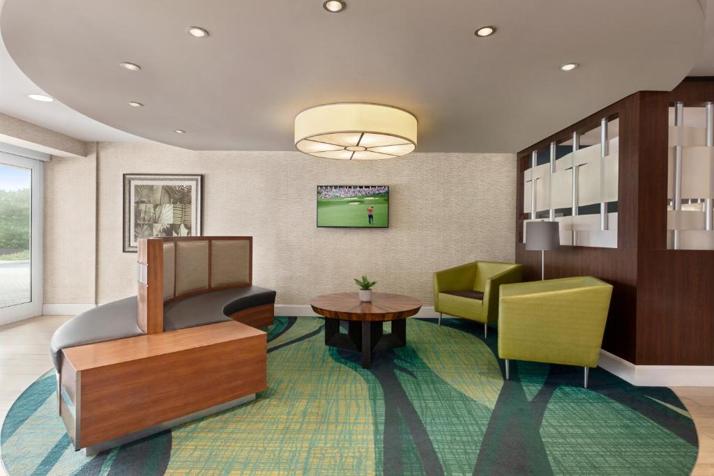 SpringHill Suites Boca Raton - image 4