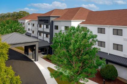 Courtyard Tallahassee North/I-10 Capital Circle - image 1