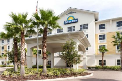 Days Inn by Wyndham Palm Coast - image 1