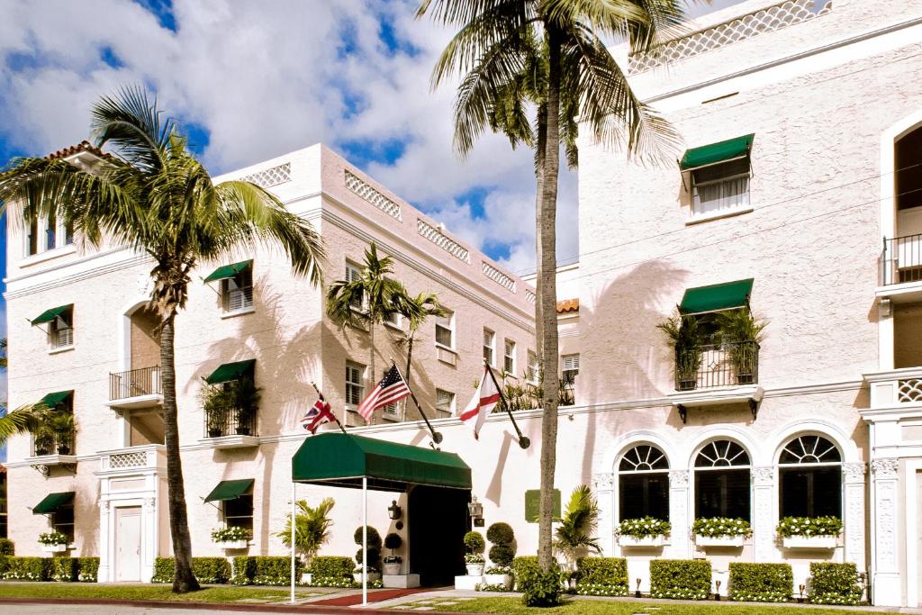 The Chesterfield Hotel Palm Beach - main image