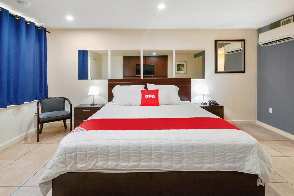 OYO Hotel Coral Gables - Miami Airport - image 5