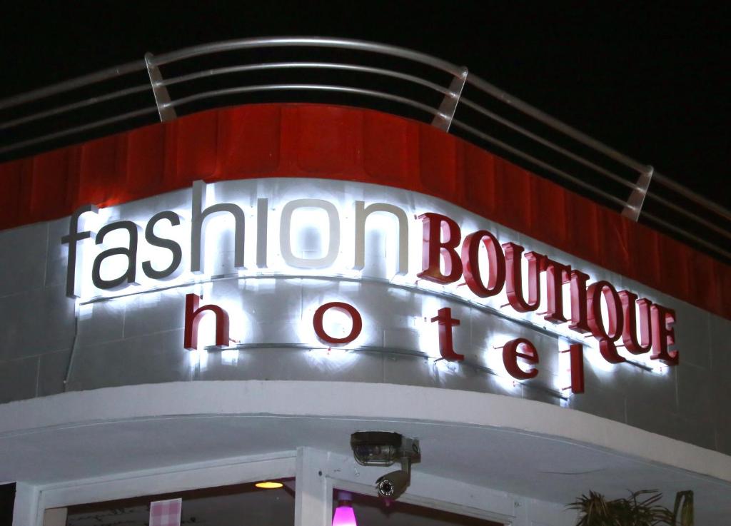 FBH Fashion Boutique Hotel - image 3